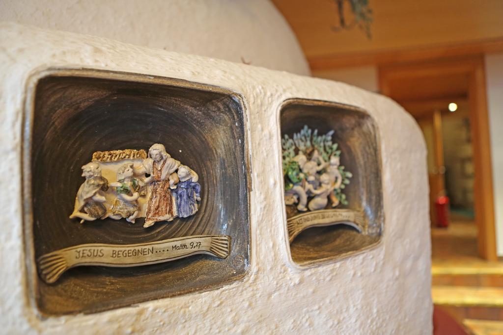 Haus Der Begegnung Hotel Гозау Екстериор снимка