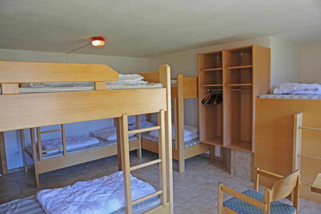 Haus Der Begegnung Hotel Гозау Екстериор снимка