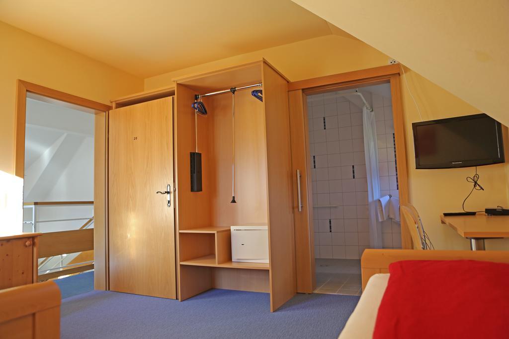 Haus Der Begegnung Hotel Гозау Екстериор снимка